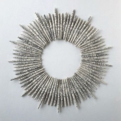 Колье из бумаги. Источник: https://www.pinterest.ru