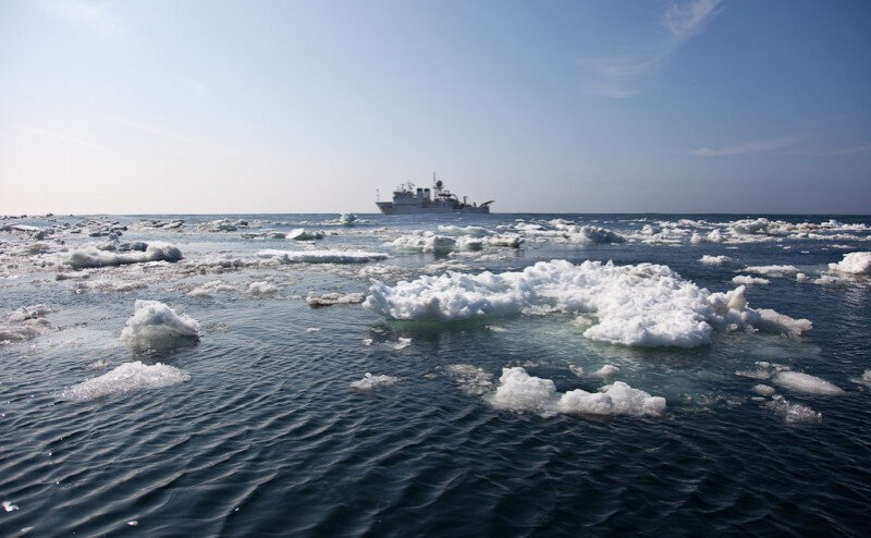 Открытие Охотского моря, бассейна Амура и прохода из Ледовитого в Тихий океан