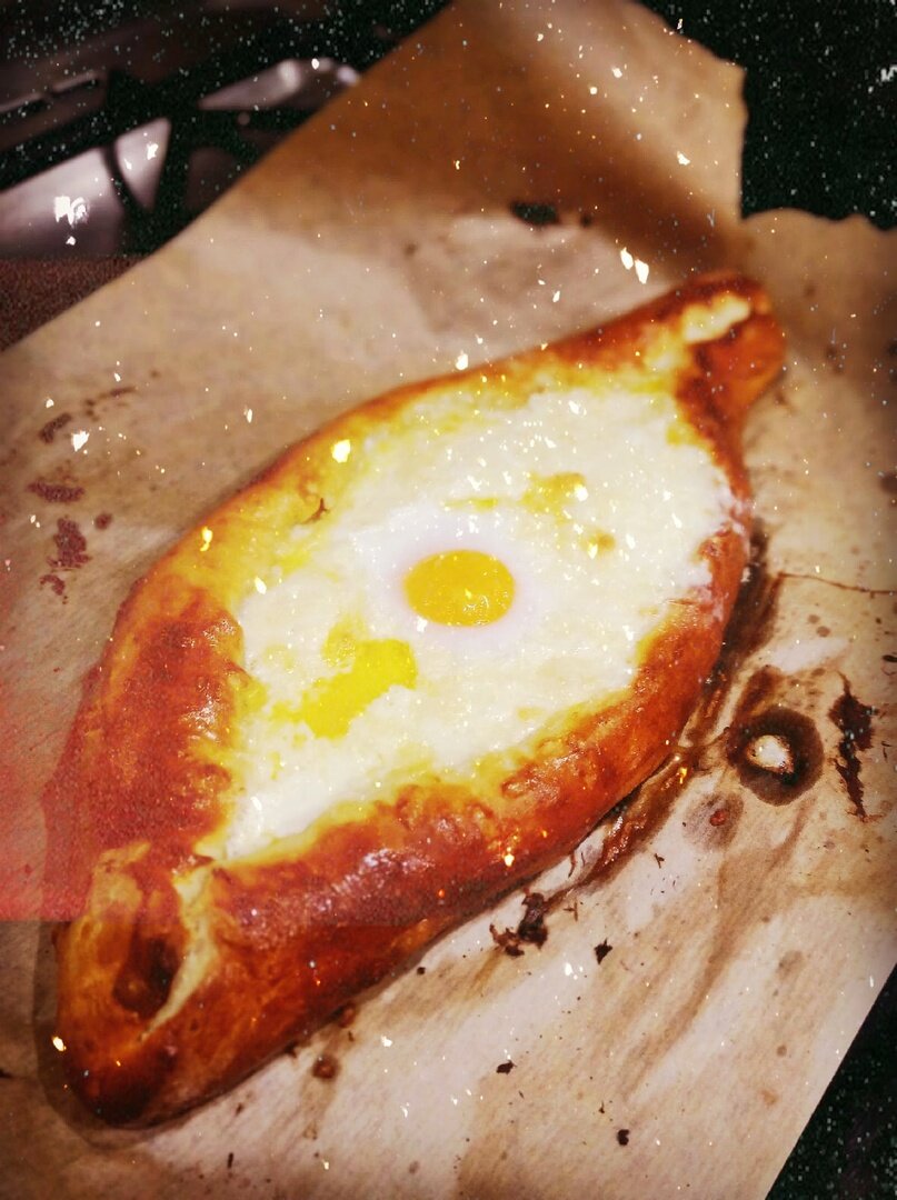 Хачапури по-аджарски