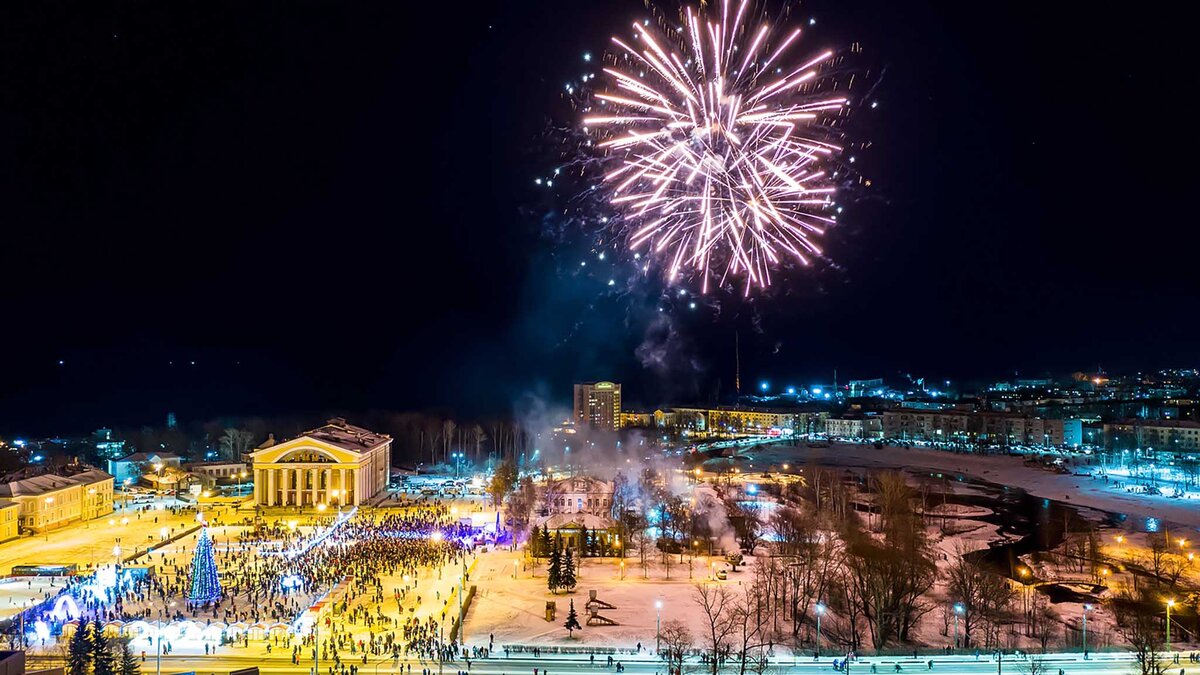    На площади Кирова организуют развлекательные программы, народные гуляния и фейерверк.Фото: vk.com/gov_karelia_ru