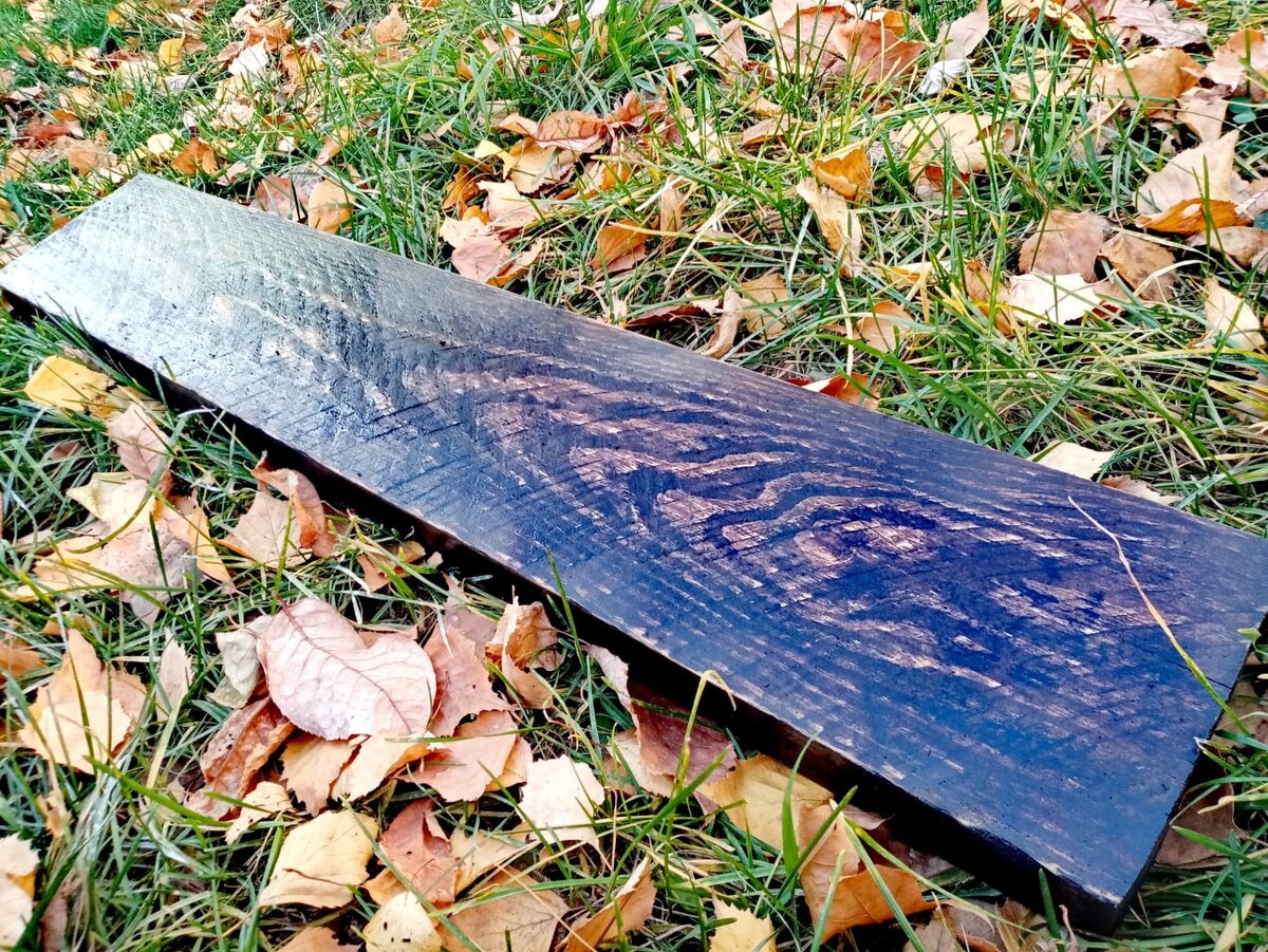 Можно конечно взять муляж, фальш доску, но это была часть экономии и экологичность задумки.