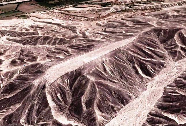 Фото взято с сайта: https://set-travel.com/images/america_EN/11/Plateau_Palpa__geoglyphs_more_distinct_than_in_Nazca_2.jpg