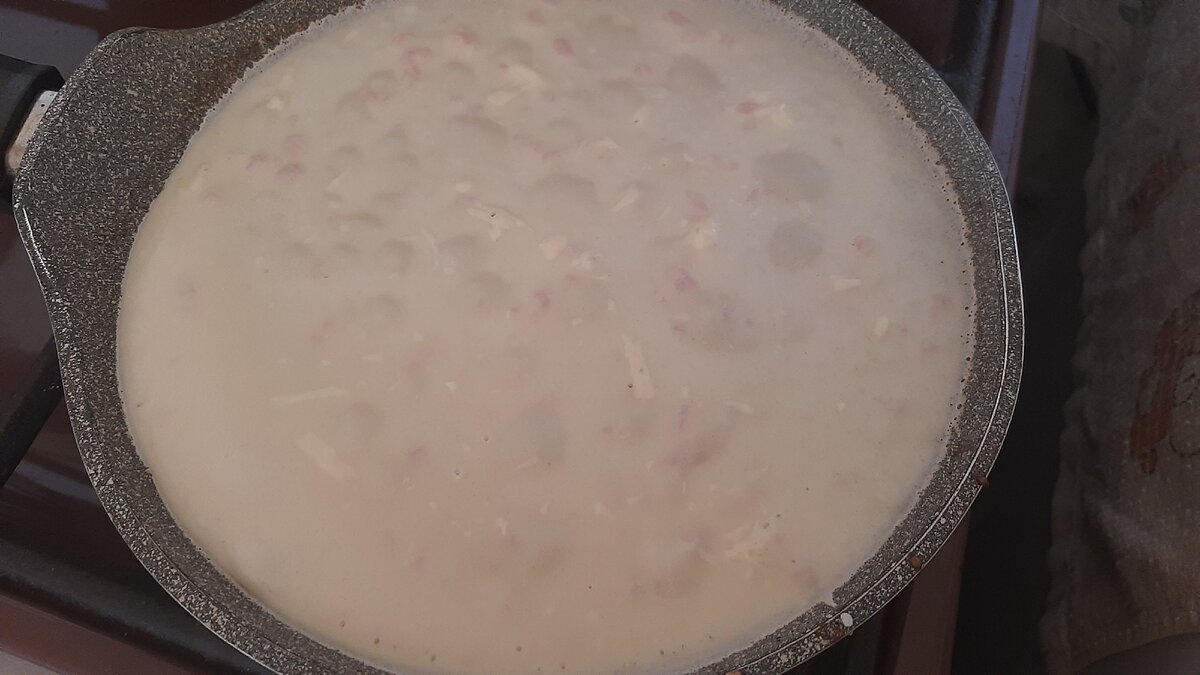 Выпекаю, сначала с одной стороны,