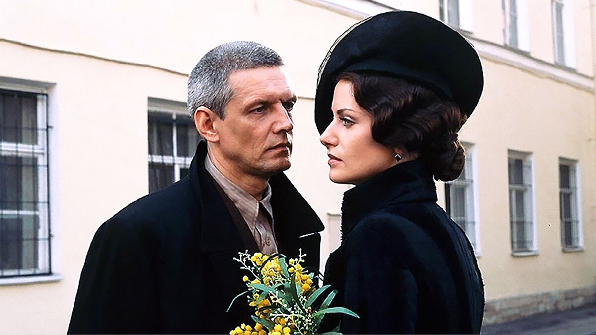 Кадр из сериала "Мастер и Маргарита"