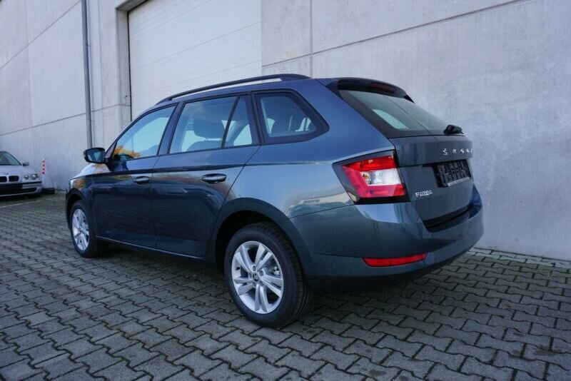 Skoda Fabia Combi. Источник иллюстрации - Яндекс.Картинки