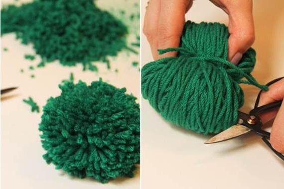 Домашнее рукоделие: делаем оригинальный коврик из простых ниток на сетке