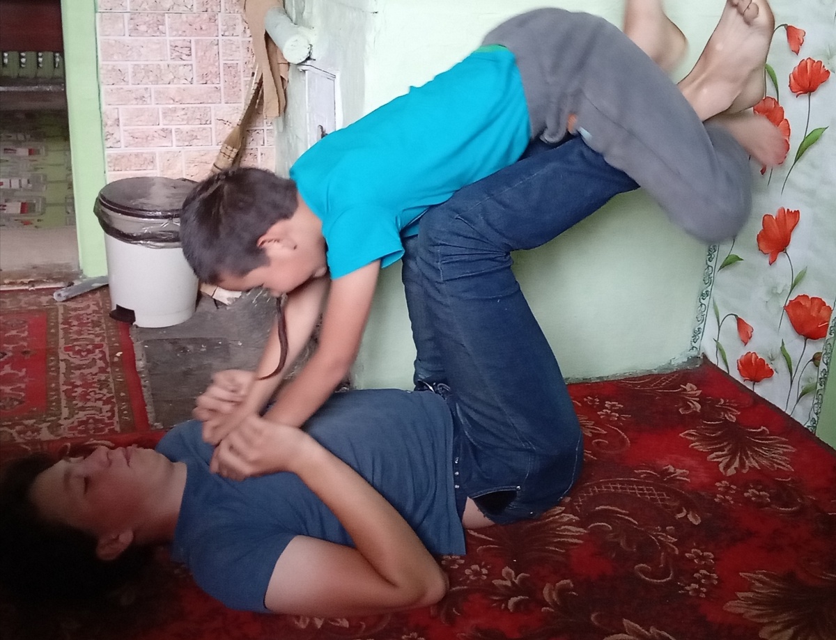 Развлекаются как могут))) 