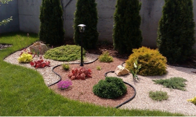 Оформление бордюрной лентой. Фото используется с сайта max.kg