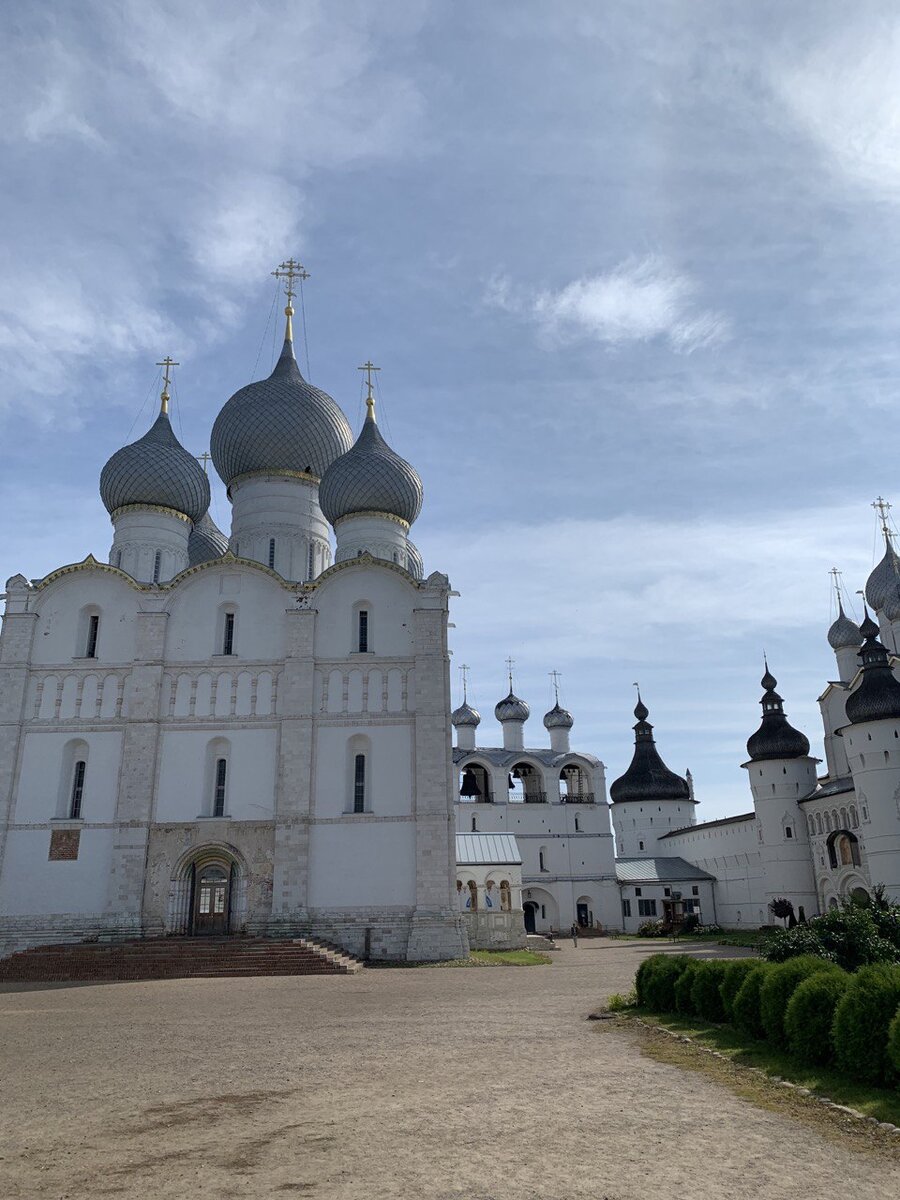 Успенский собор со звонницей
