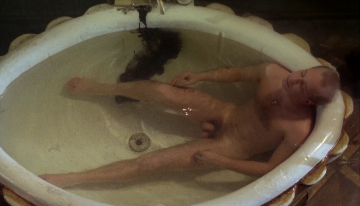 крутая ванна в фильме