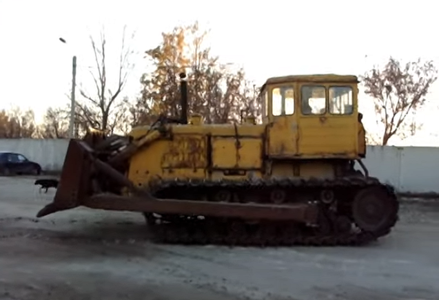 Гусеничный трактор Т - 180