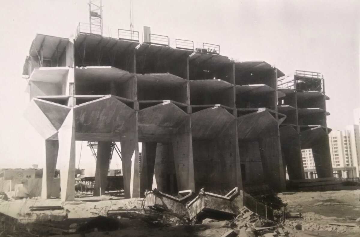 Строительство «курьих ножек». 1980-е