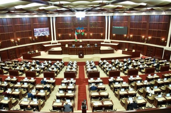 Фото с сайта meclis.gov.az