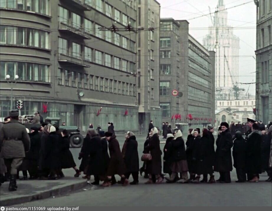 Здесь и далее - исторические фотографии с портала pastvu.com