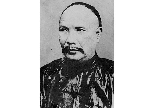 Цю Фэнцзя
