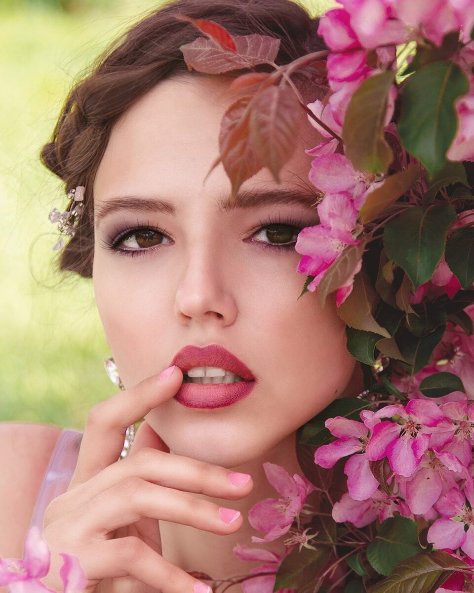 Макияж с оттенками фуксии