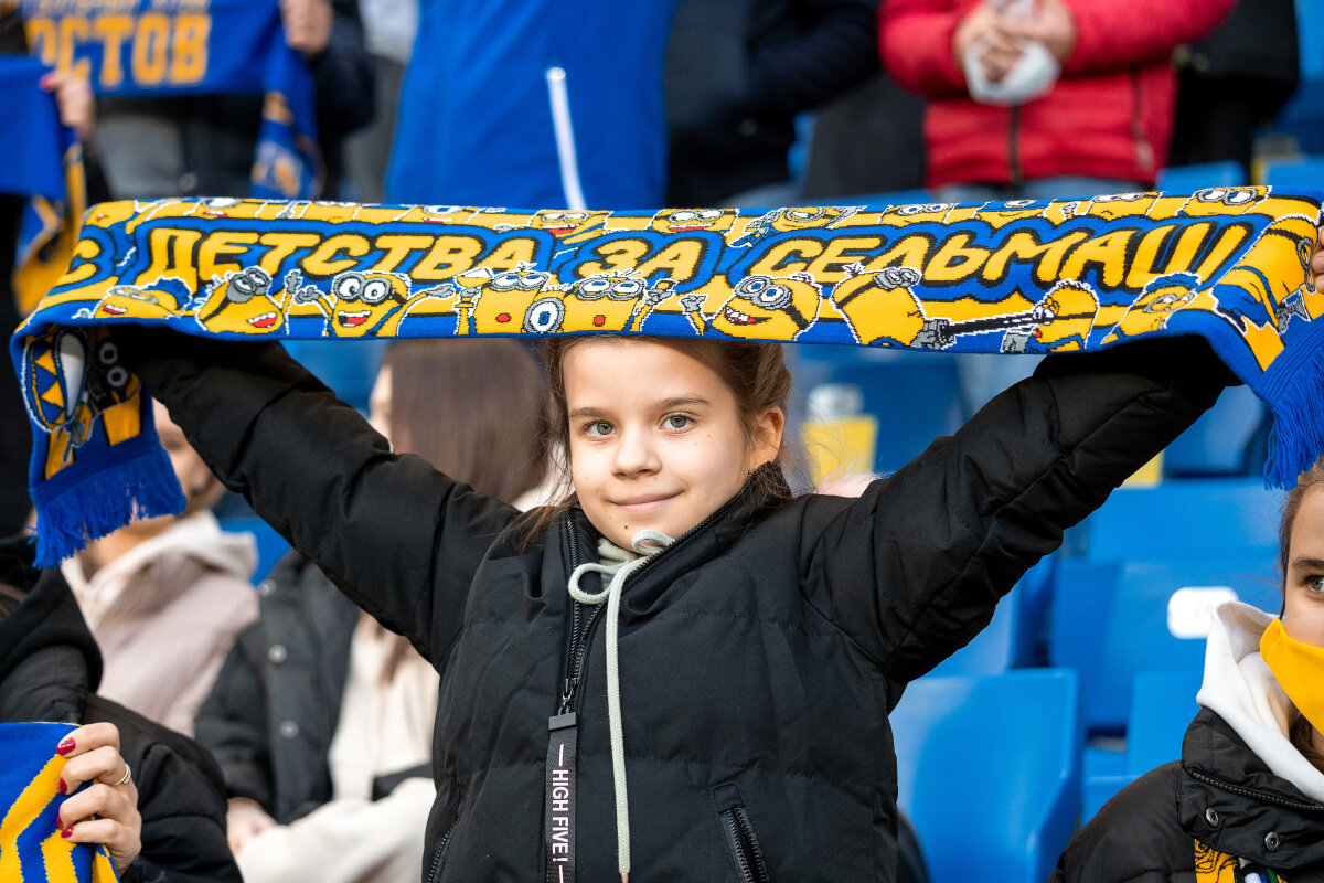    Fan ID позволяет посещать определенные соревнования. Он успешно работал на Кубке конфедераций, ЧМ и Евро, а теперь используется на играх Премьер-лиги