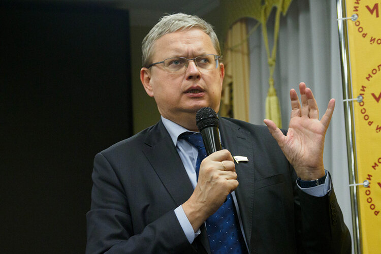    Михаил Делягин: «Наши деньги, замороженные в Америке, никто найти не может, поэтому и передать их не получится. Это версия, которая мне представляется наиболее вероятной» Фото: «БИЗНЕС Online»