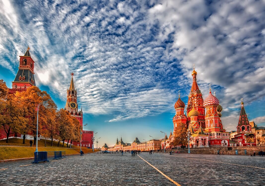  Краткое описание
Россия — самая большая страна мира, где туризм, к сожалению, развит не так хорошо, как хотелось бы. Можно по пальцам перечислить то, чего не найдешь на этих необъятных просторах.-2