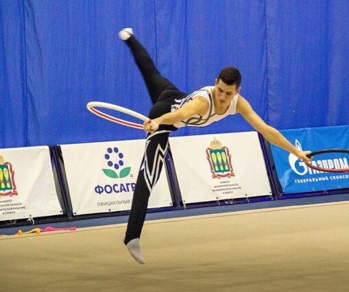 Мужская художественная гимнастика 