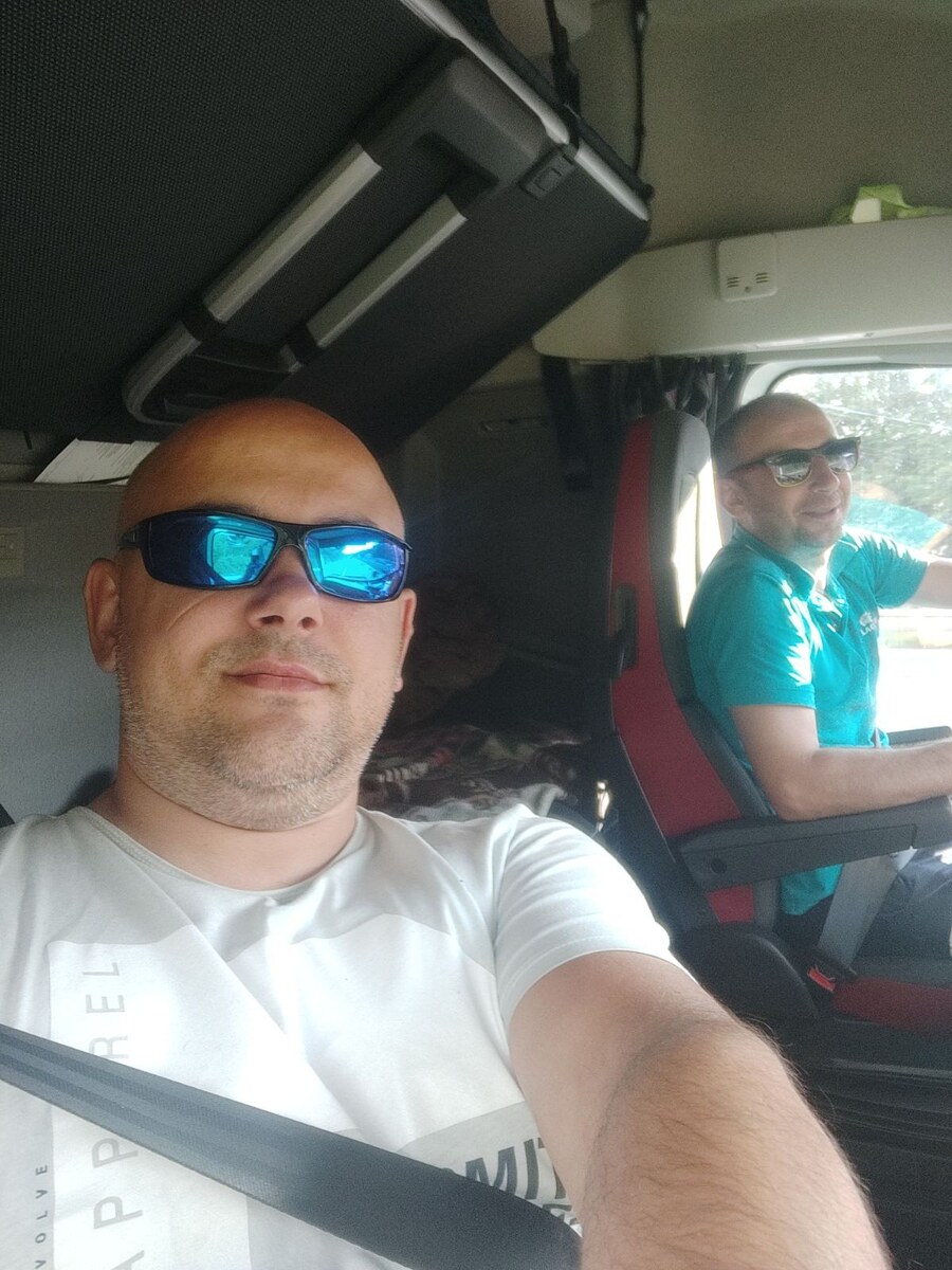 С напарником