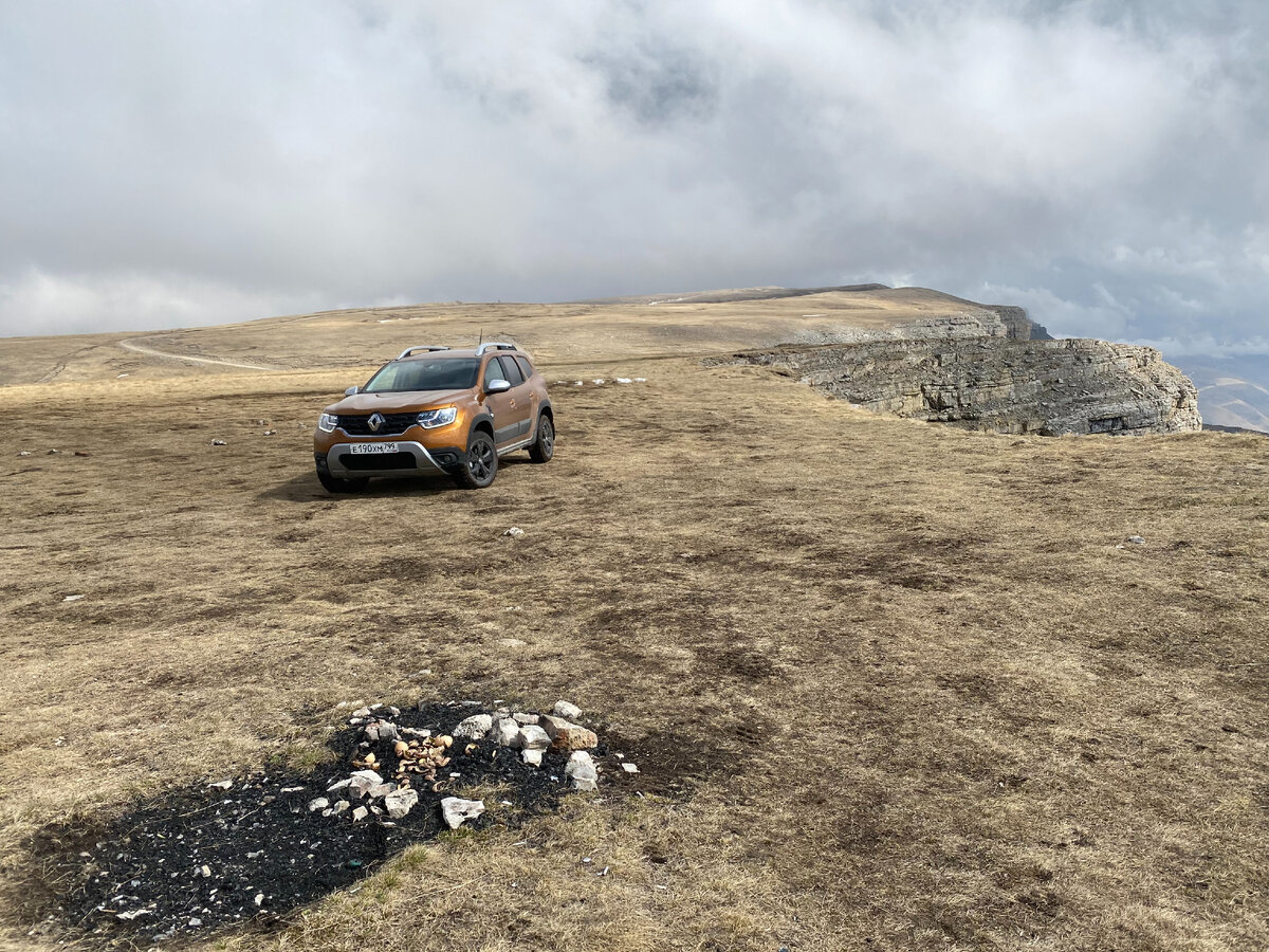 А так ли круто едет новый Рено Дастер 2021 и делает даже "джипы ...