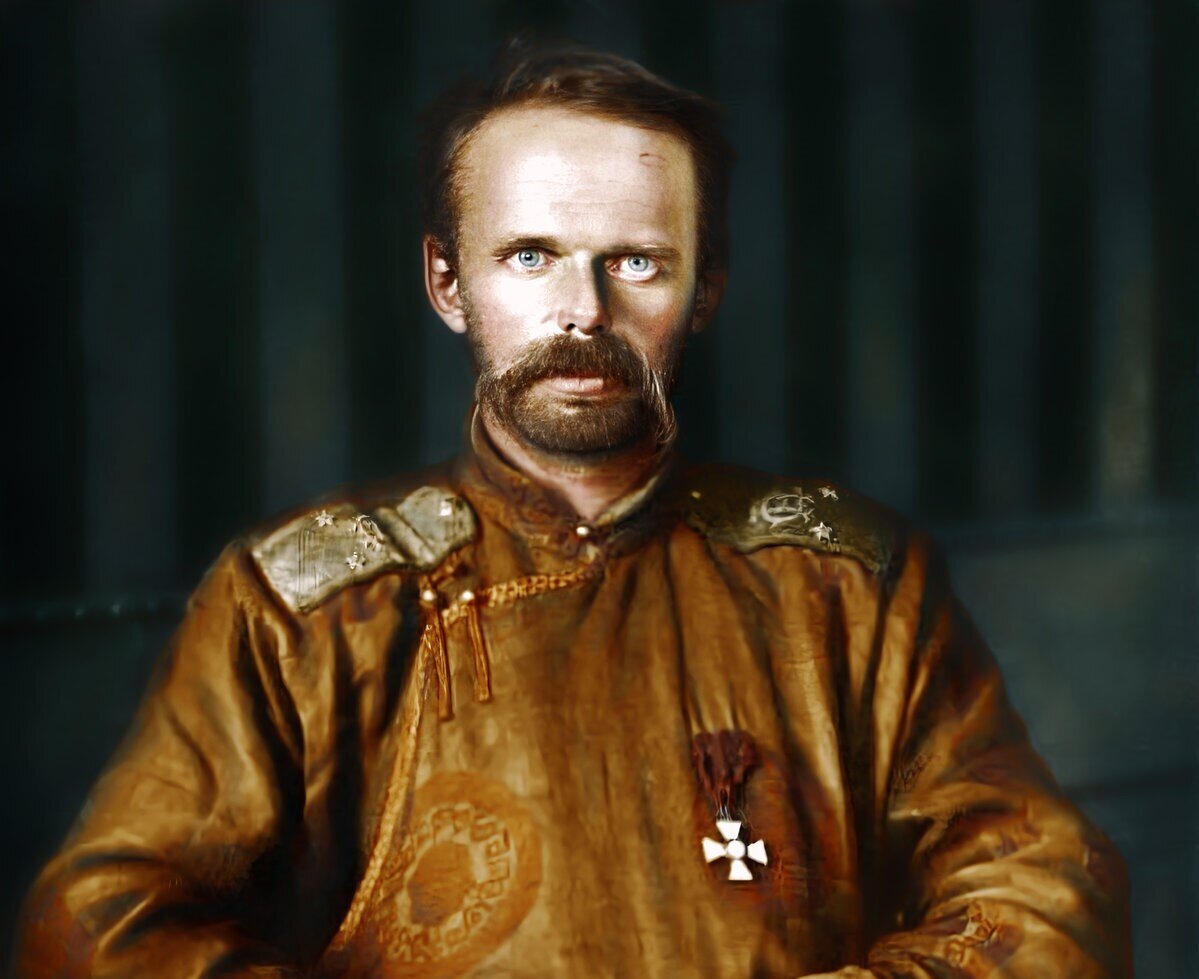 Что характерно, Унгерн называл самого себя «одним во всем свете монархистом». 