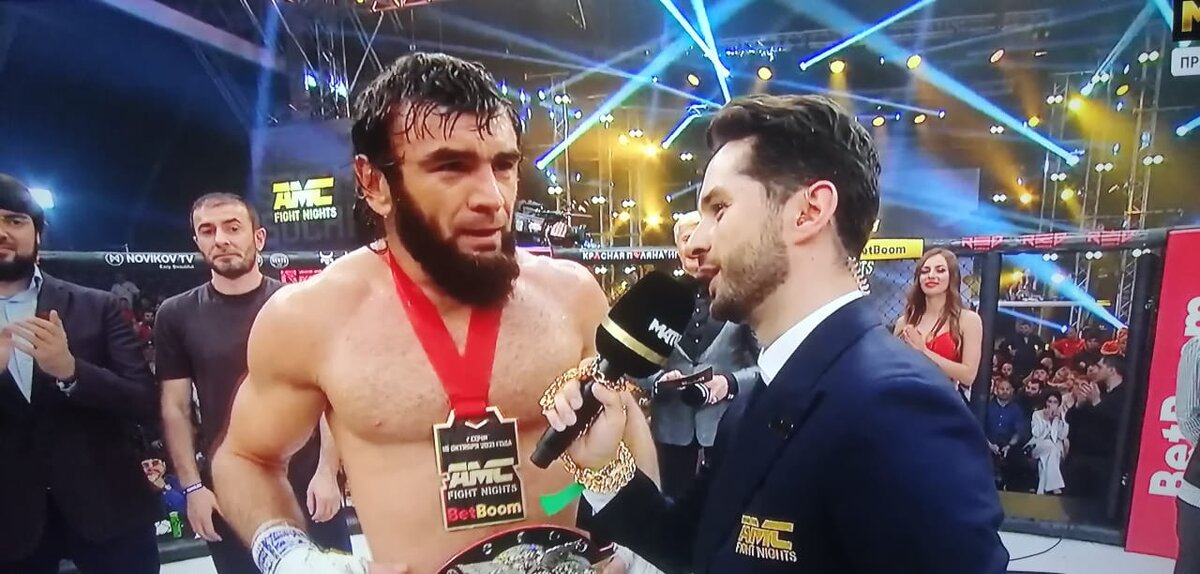 Вагаб Вагабов - чемпион АМС Fight Nights в полутяжелом весе