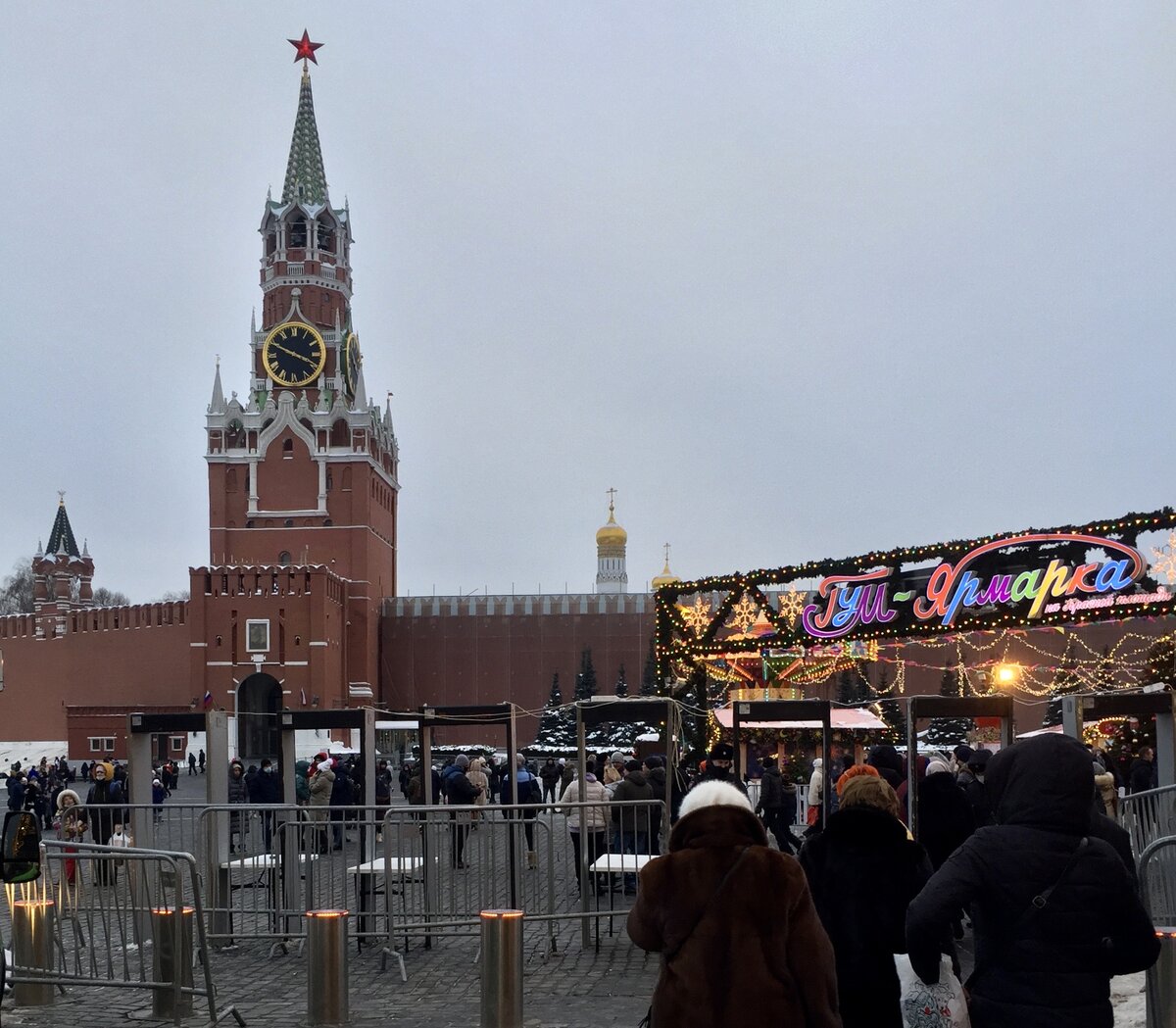 Вход на Красную площадь
