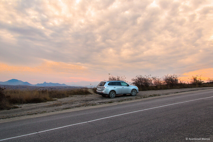 На фото: ноябрь-2017 г.;  где-то между Феодосией и пос.Орджоникидзе.