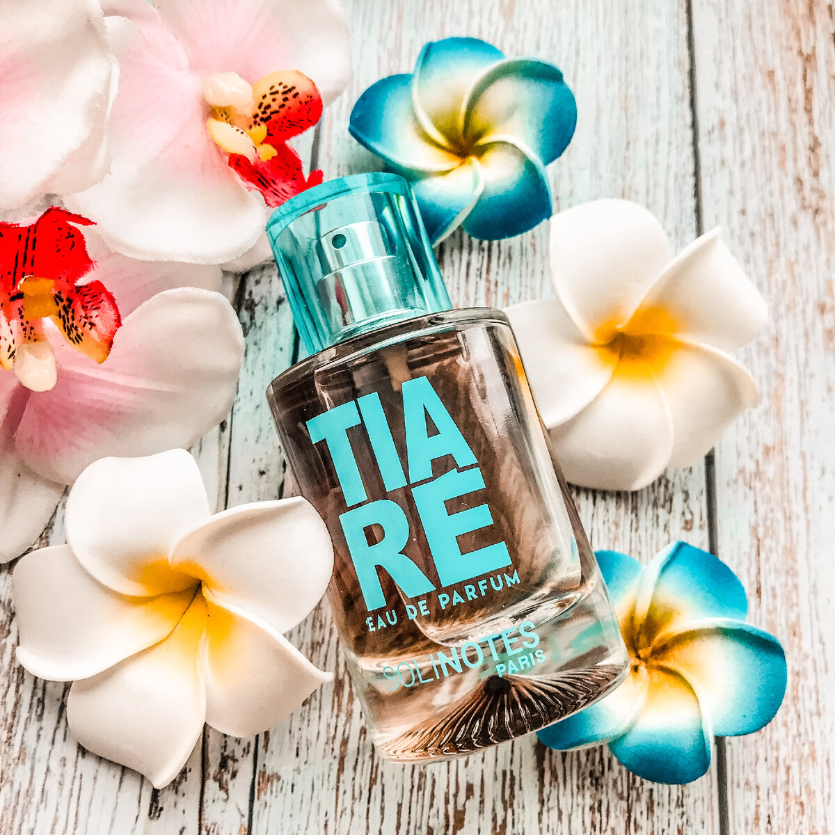 Эталонный концентрированный тропический курорт во флаконе.