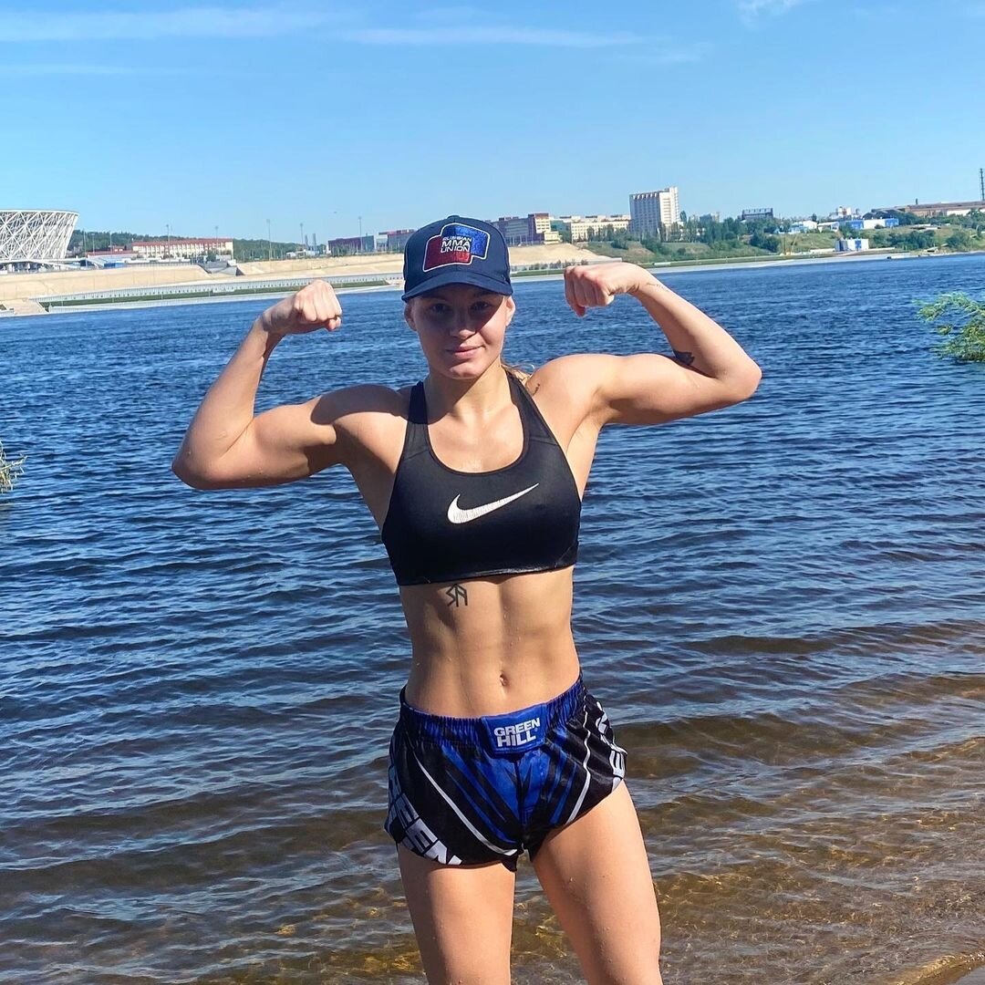 Дудакова под песню шамана. Транс шаманов. Шаманские песни. Бубен шамана. Шаман певец 2022.