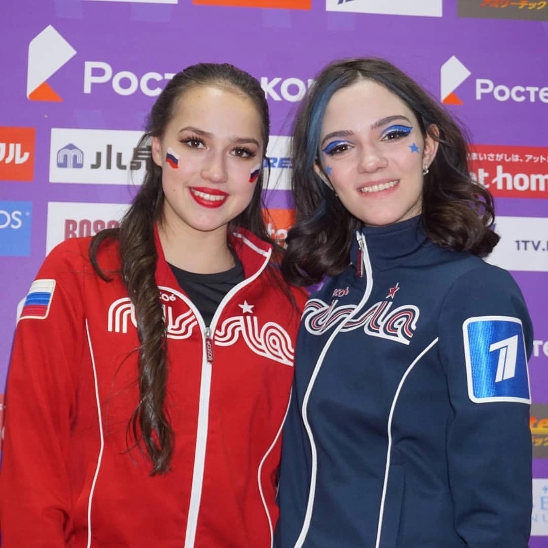 Алина Загитова и Евгения Медведева. Фото из открытых источников.