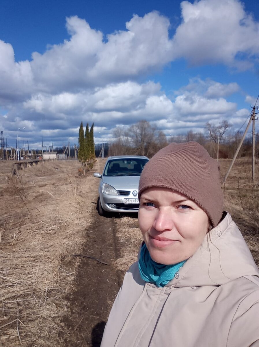 Архитектор на въездной алее