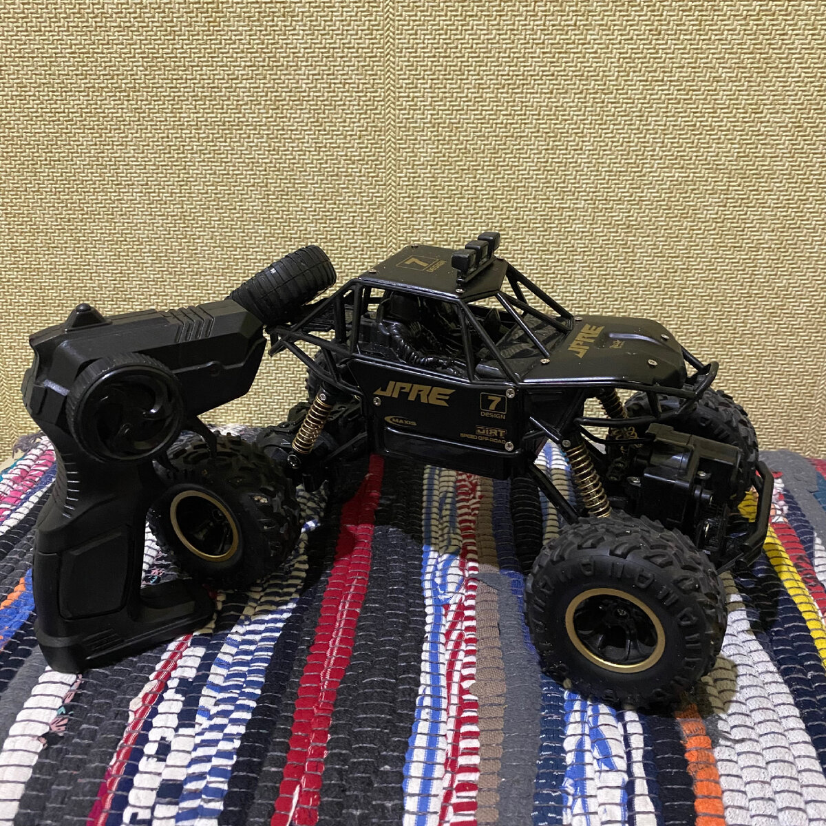 26 сантиметровая модель Монстр Джипа Город Игр