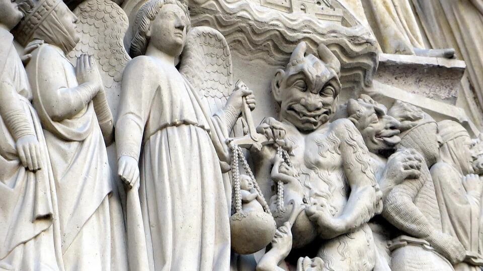 Первые 3 дня душа ходит по Земле совместно со своими ангелами вспоминая то, что было ей ближе всего. Фото: pixabay.com 