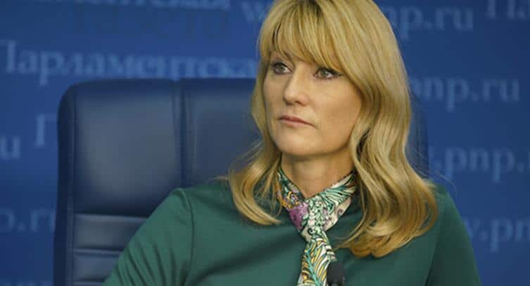 Светлана Журова – истовая «единоросска».