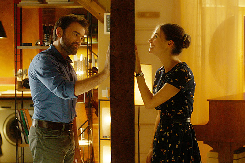 видеть друг друга. можно кричать ненавидеть не видеть друг. ненавижу друзей. проснуться с любимым. нежные чувства.