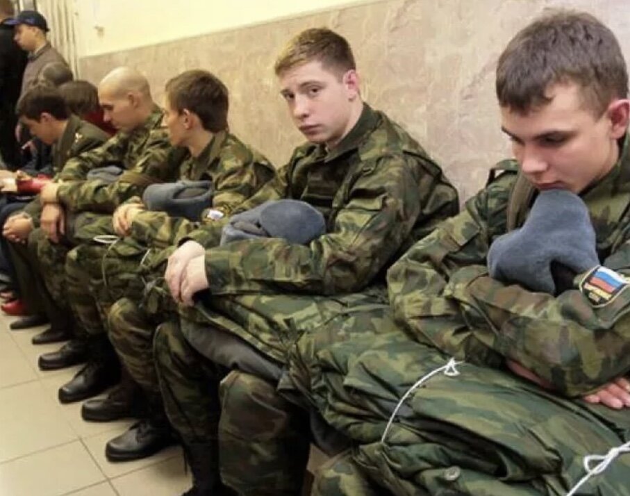 Служи дурачок, получишь значок.