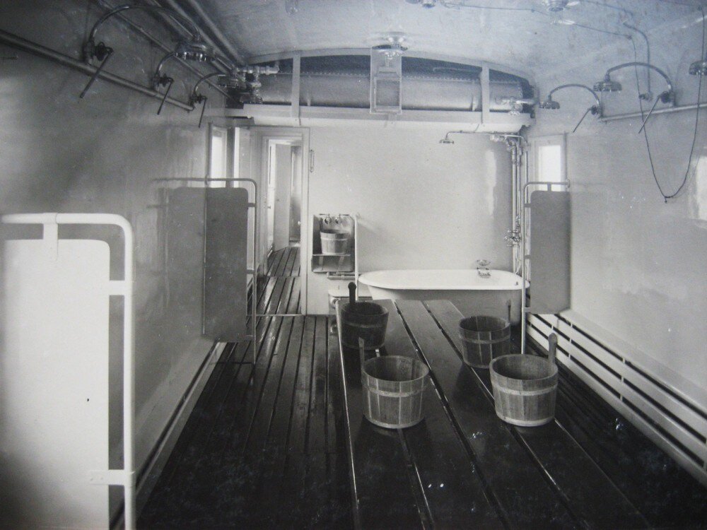 Так выглядел вагон поезда-бани 