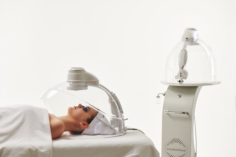 AstrodomeFacial — единственный в России многофункциональный аппарат, который врачи используют не только для реабилитации, но и для оздоровления. 