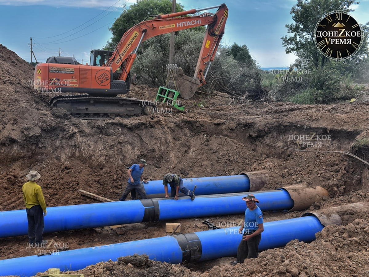 Университет им горького донецк. Новый водопровод в днр. Дону днр. Дону днр. Героям донбасса ростов.