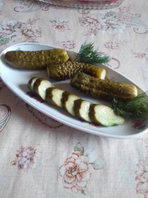 Малосольные огурчики