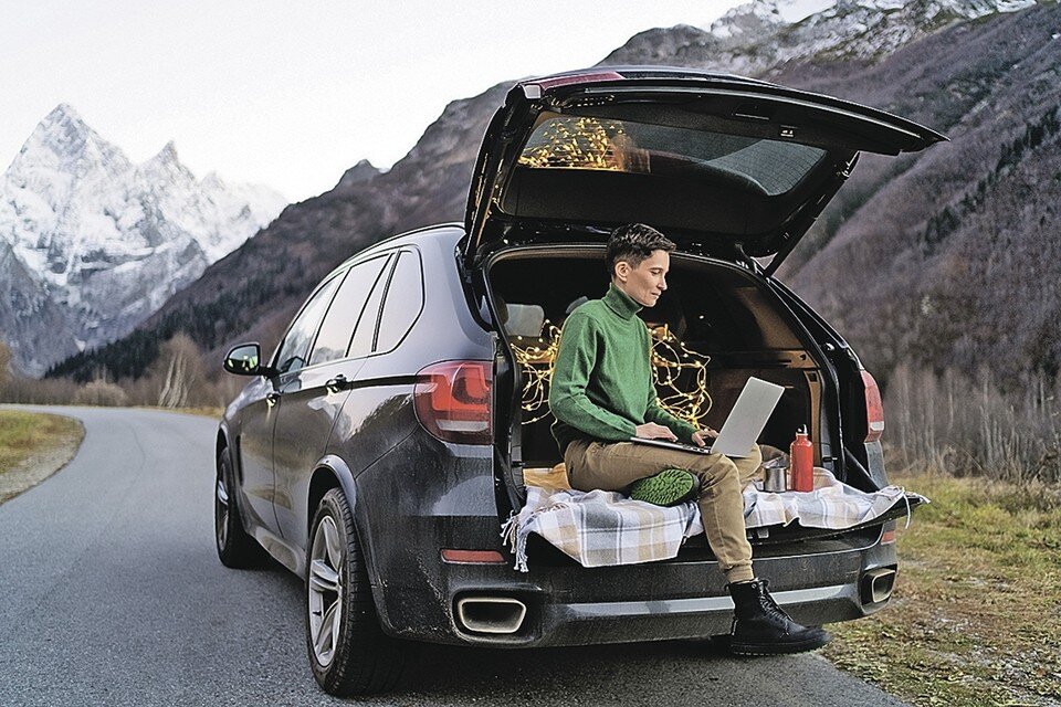     За горами счастье есть - да кто ж его даст? Разве что в виртуальной реальности.  Shutterstock