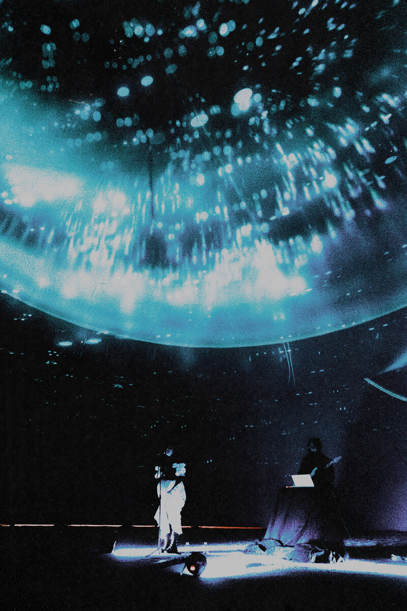 Выступление Lurmish в Планетарии 1. Фотографии взяты из личного архива группы.