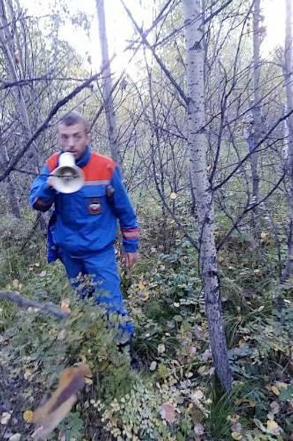    Сотрудниками пожарно-спасательной службы Иркутской области найдены трое сборщиков дикоросов, заблудившиеся в лесах. МЧС