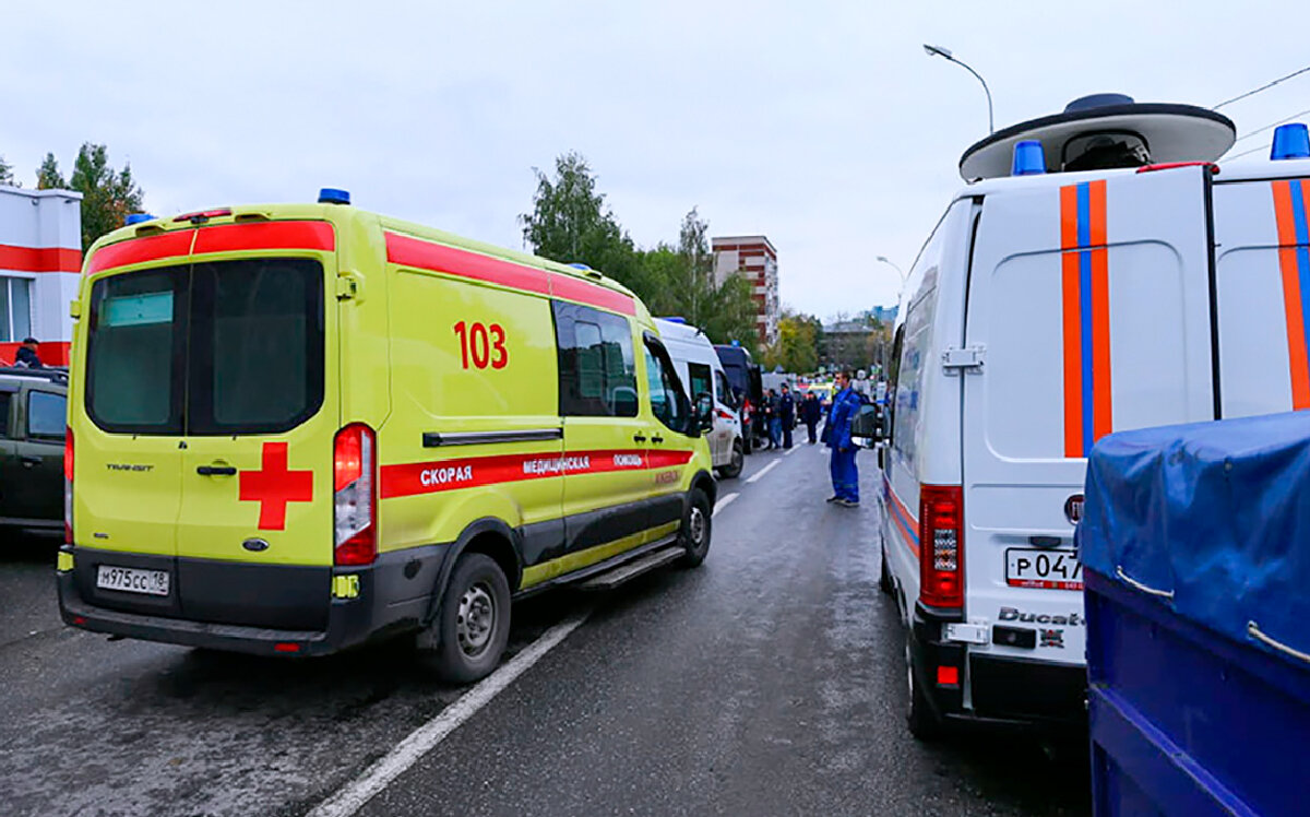 Около школы №88 в Ижевске. Источник: tass.ru