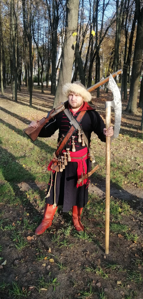 Рязанский стрелец в одежде цветного сукна Московских стрельцов XVII в. В современной инткрпритации