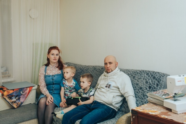    Семья Шиловских: Елена, Эдуард и дети Михаил и Всеволод Анна Шулятьева © ИА REGNUM