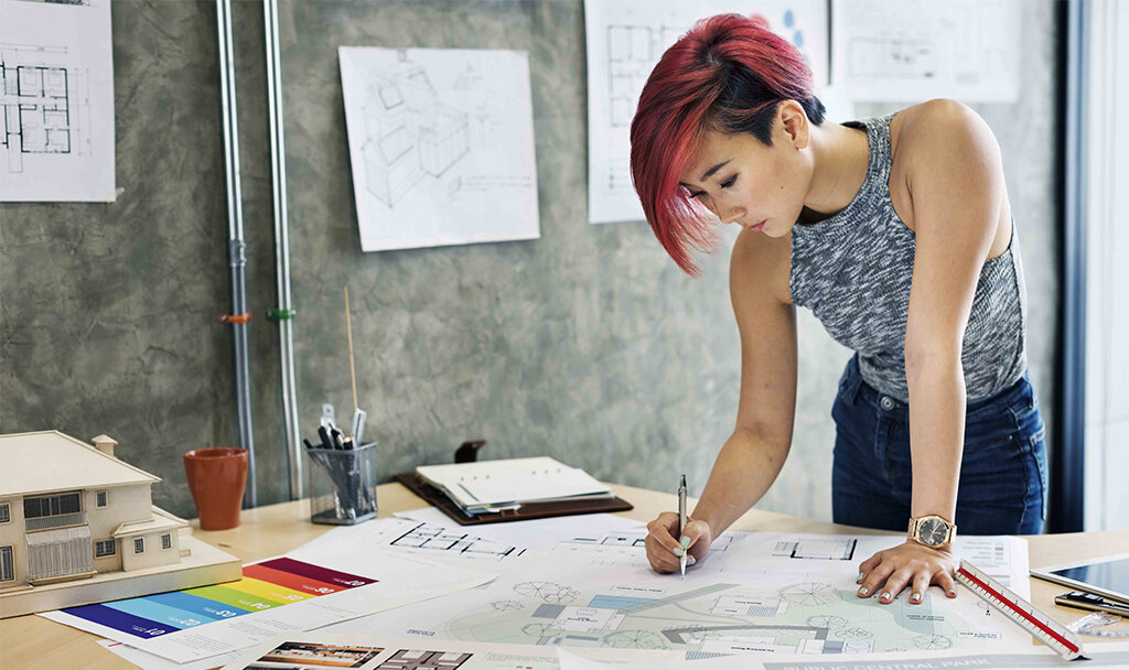 Дизайнер интерьера